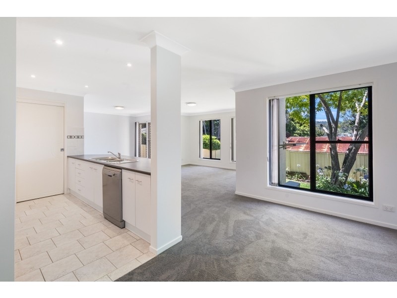 9/51 Newling Street, Lisarow NSW 2250