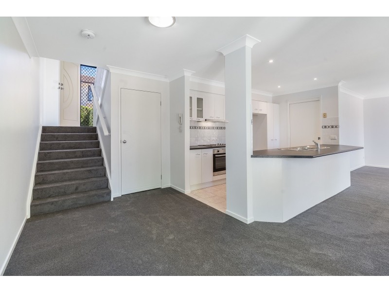 9/51 Newling Street, Lisarow NSW 2250