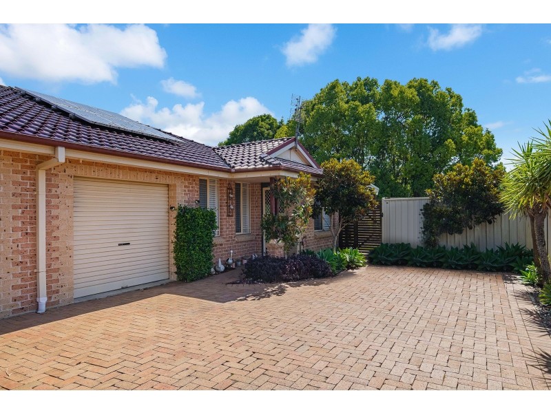 2/16 Coraki Close, Ourimbah NSW 2258