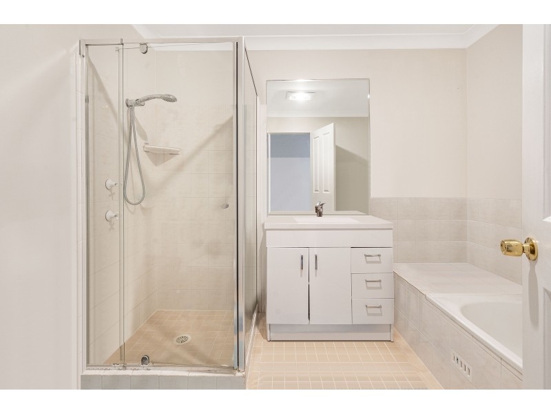 2/16 Coraki Close, Ourimbah NSW 2258