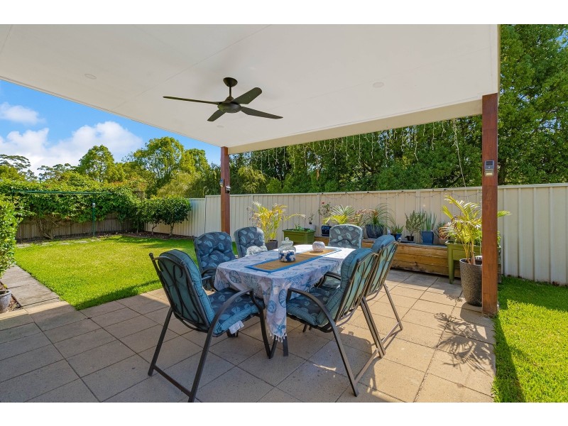 2/16 Coraki Close, Ourimbah NSW 2258