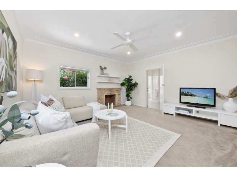 191 Brisbane Water Drive, Point Clare NSW 2250