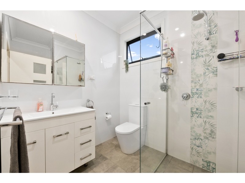 191 Brisbane Water Drive, Point Clare NSW 2250