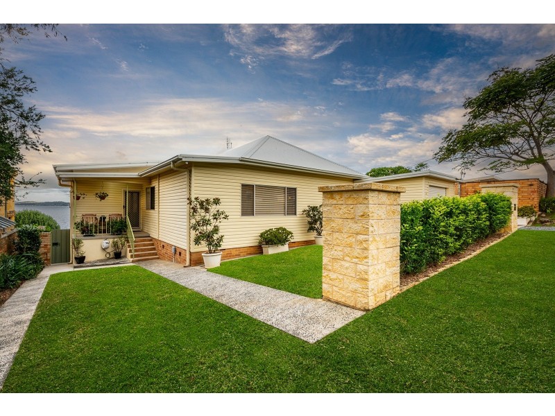 15 Couche Crescent, Koolewong NSW 2256
