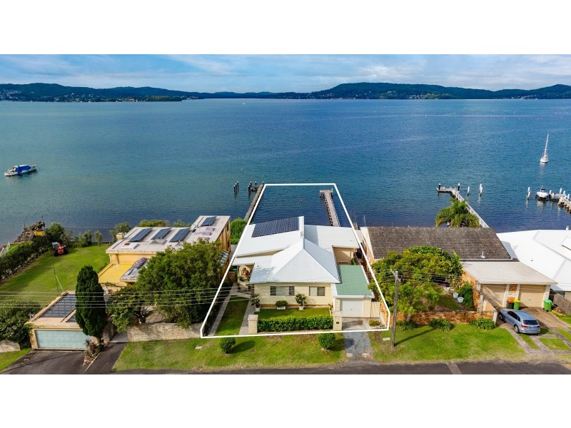 15 Couche Crescent, Koolewong NSW 2256