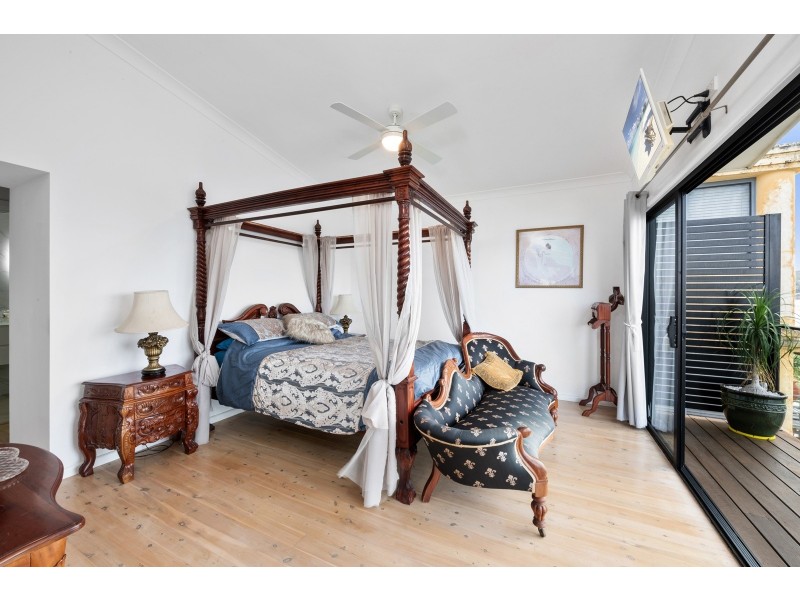 15 Couche Crescent, Koolewong NSW 2256