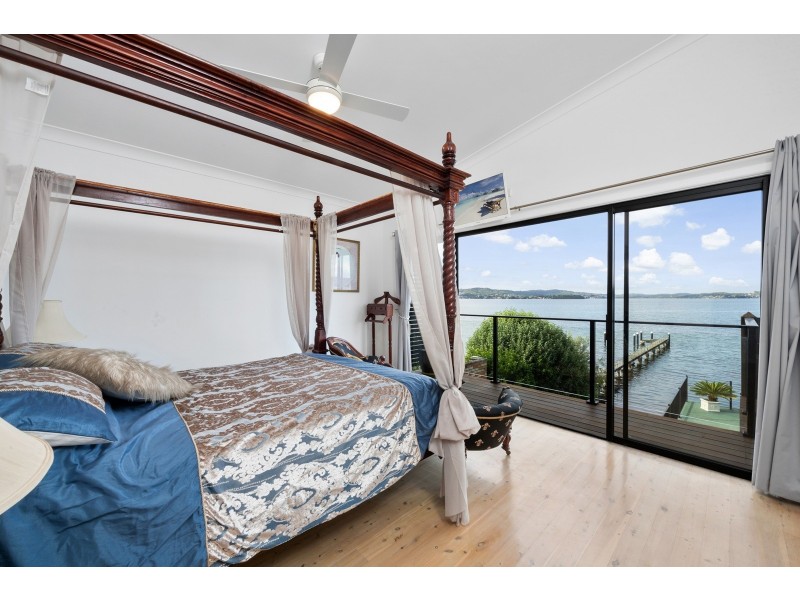 15 Couche Crescent, Koolewong NSW 2256