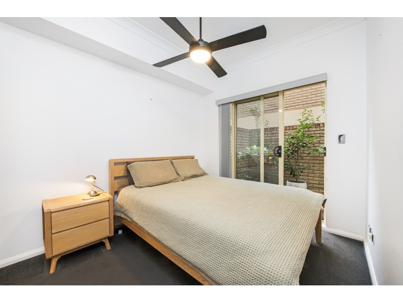 39/92 John Whiteway Drive, Gosford NSW 2250