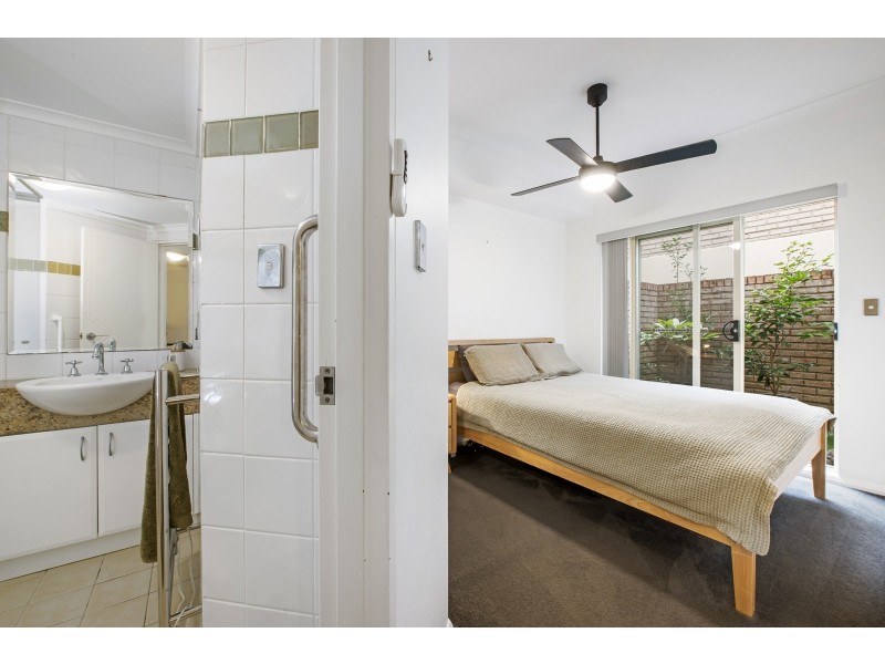 39/92 John Whiteway Drive, Gosford NSW 2250