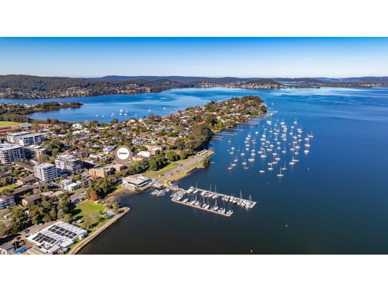2/23 Masons Parade, Point Frederick NSW 2250