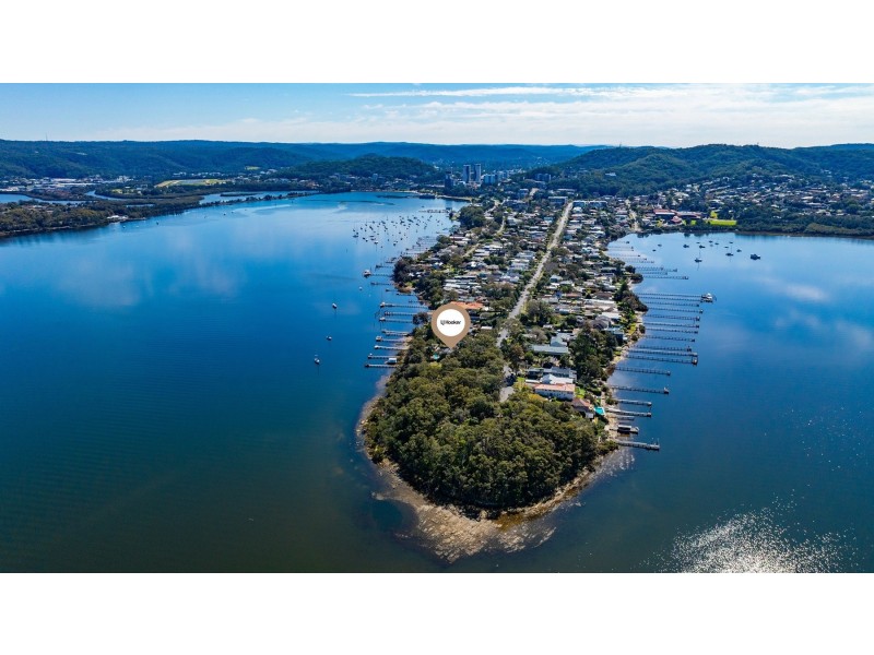 12 Albany Street, Point Frederick NSW 2250