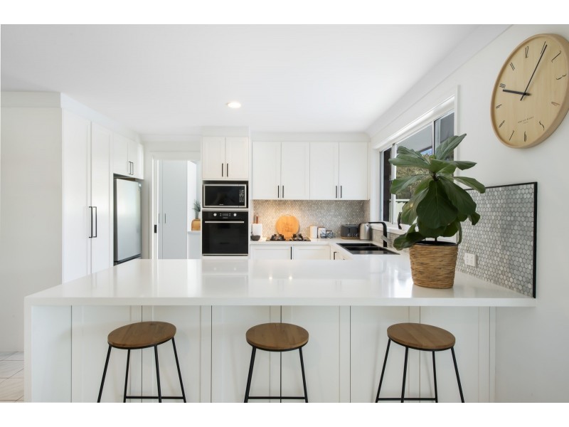 5 Lara Close, Ourimbah NSW 2258