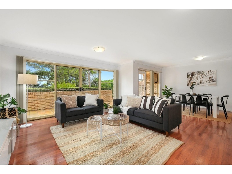 5/92 John Whiteway Drive, Gosford NSW 2250