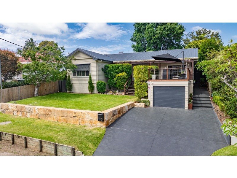 3 Florence Avenue, Point Frederick NSW 2250