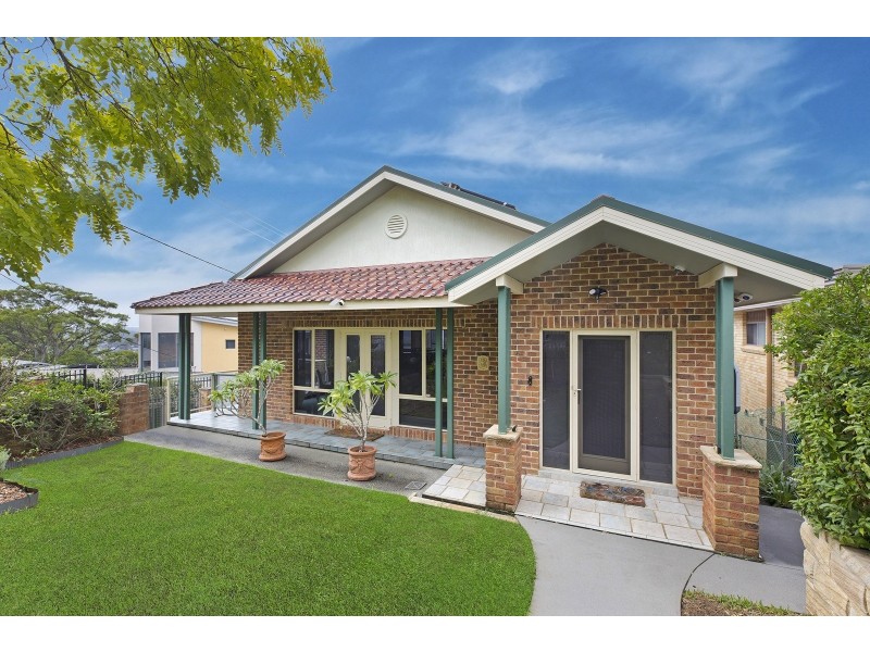 45 Bay View Avenue, East Gosford NSW 2250