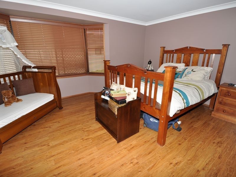 16 Dog Trap Road, Ourimbah NSW 2258