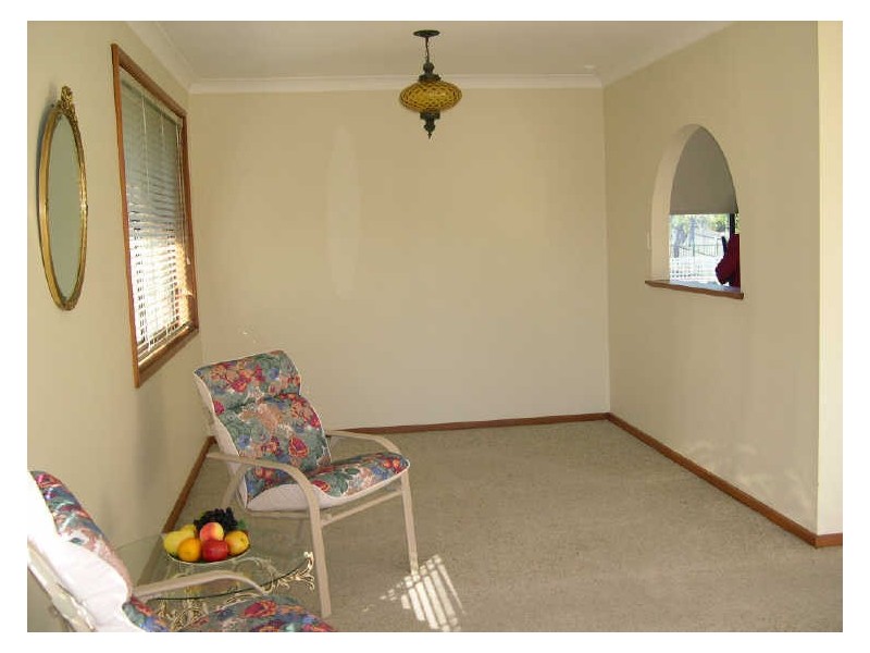 17 Alukea Avenue, Point Clare NSW 2250