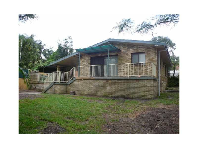 2/28 Matthews Parade, Point Clare NSW 2250