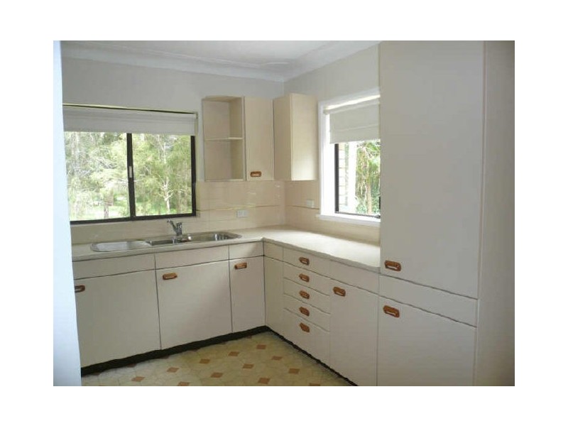 2/28 Matthews Parade, Point Clare NSW 2250