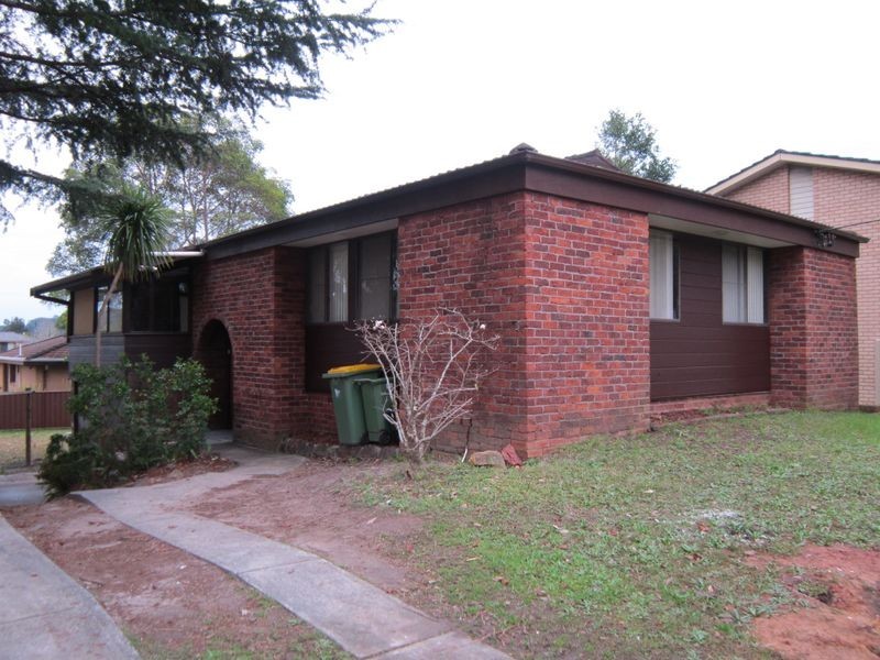 220 Brisbane Water Drive, Point Clare NSW 2250