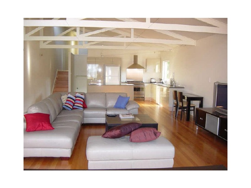 1/181 Lake Edge, Berkeley Vale NSW 2261