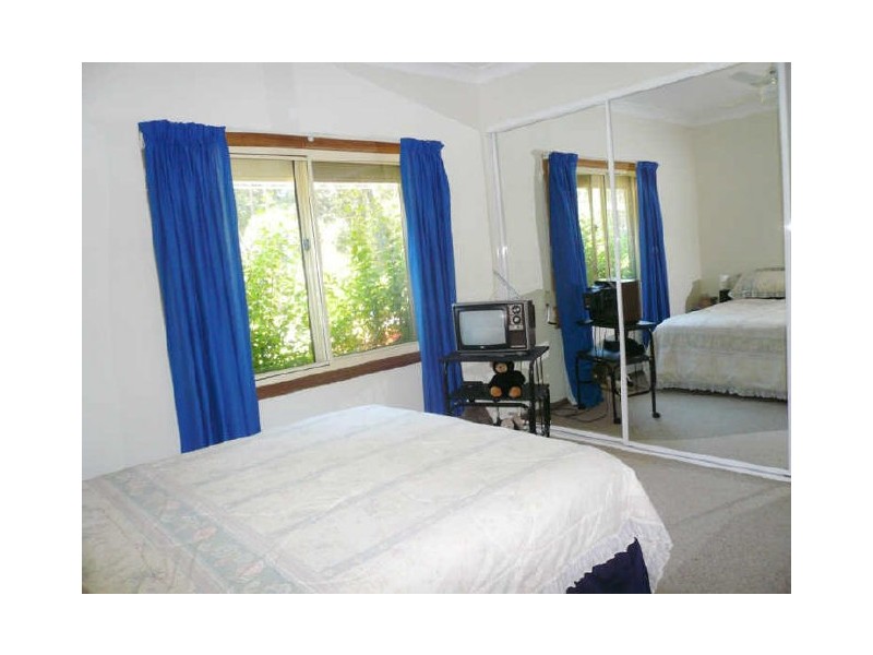 179 Brisbane Water Drive, Point Clare NSW 2250