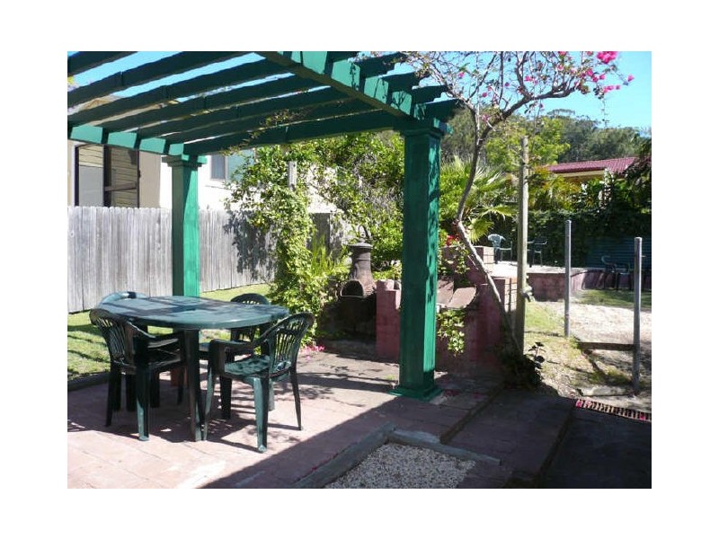 179 Brisbane Water Drive, Point Clare NSW 2250