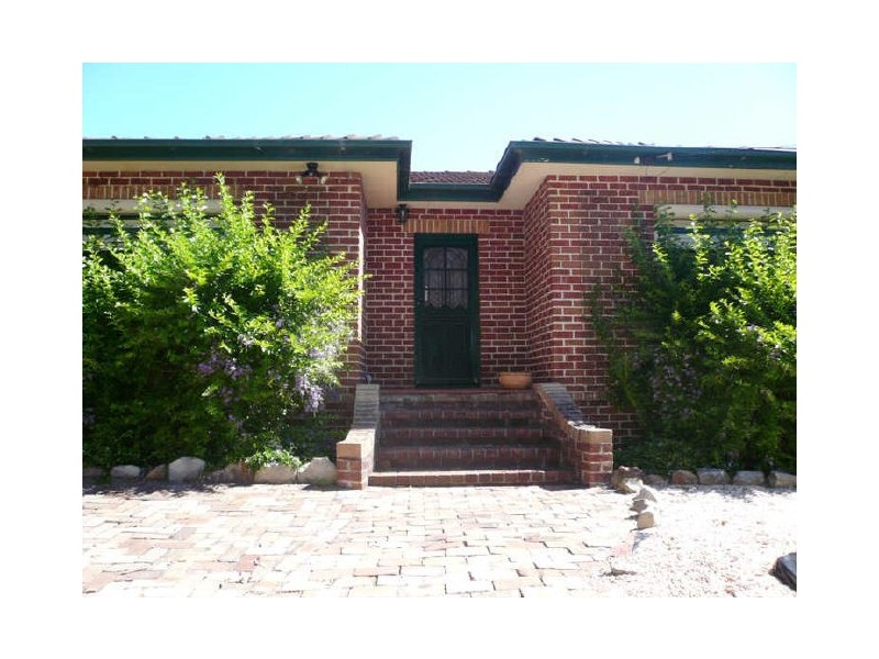 179 Brisbane Water Drive, Point Clare NSW 2250