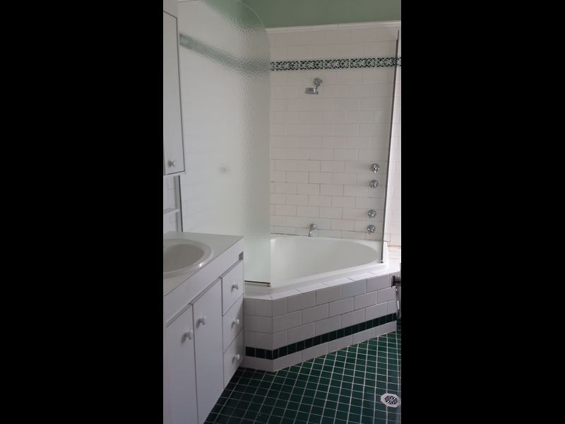 8 Victory Parade, Tascott NSW 2250