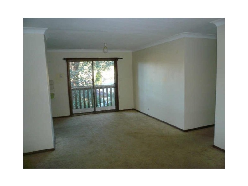 9 CORAL TREE PLACE, Point Clare NSW 2250