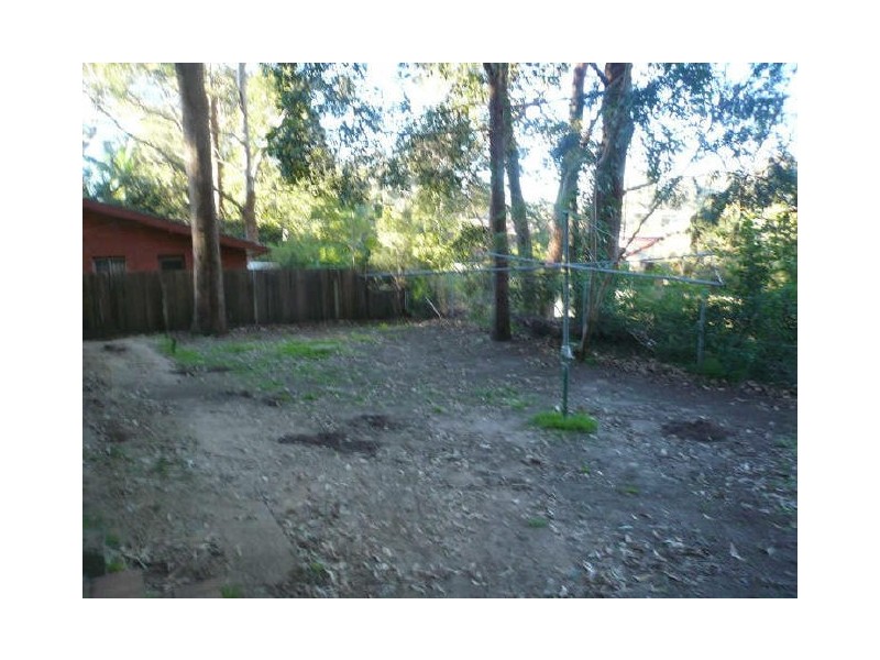 9 CORAL TREE PLACE, Point Clare NSW 2250