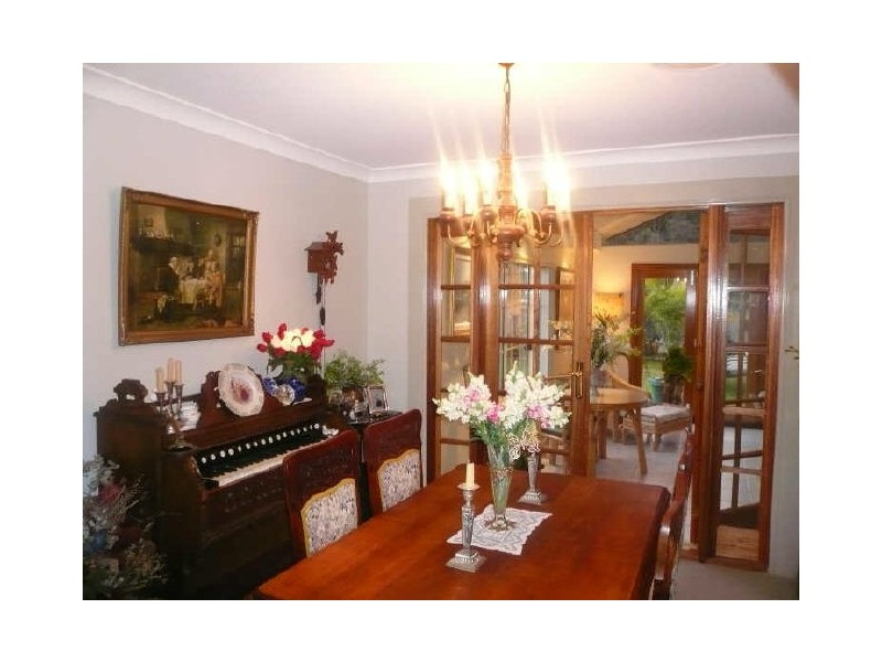 52 SINGLETON ROAD, Point Clare NSW 2250