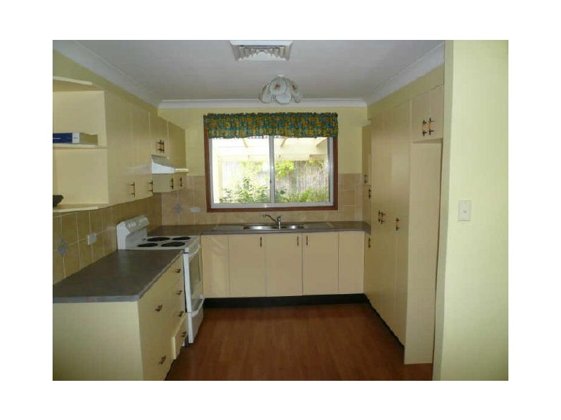 38 NORTHWIND AVENUE, Point Clare NSW 2250