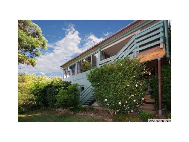 23 HUGHES STREET, Point Clare NSW 2250