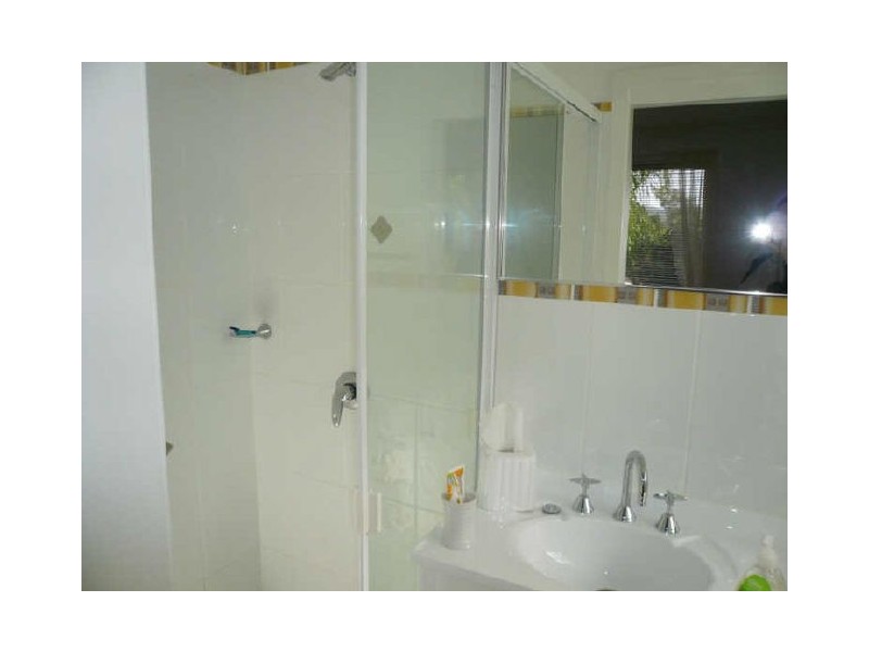 52 WENDY DRIVE, Point Clare NSW 2250
