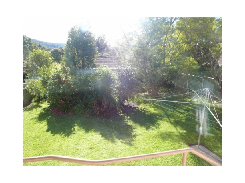 11 Priestley Parade, Point Clare NSW 2250