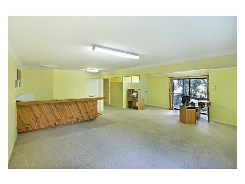 30 Penang Street, Point Clare NSW 2250