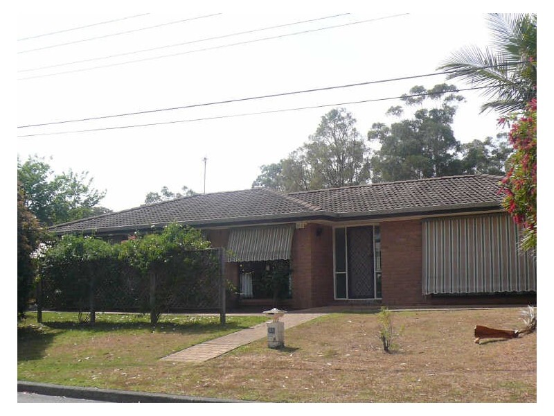 28 NORTHWIND AVENUE, Point Clare NSW 2250