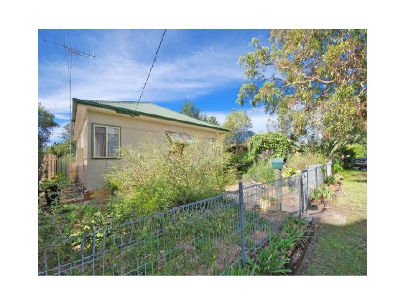 24 Banksia Street, Ettalong Beach NSW 2257