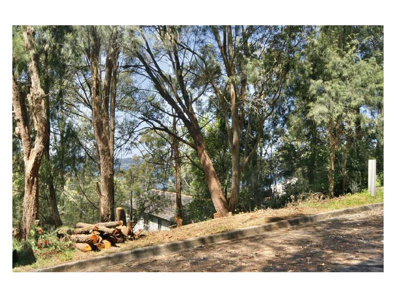 17 Kateena Ave, Tascott NSW 2250