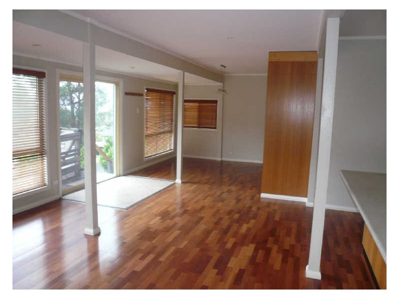 77 Melaleuca Crescent, Tascott NSW 2250