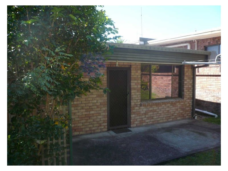 1/43 BRISBANE WATER DRIVE, Point Clare NSW 2250