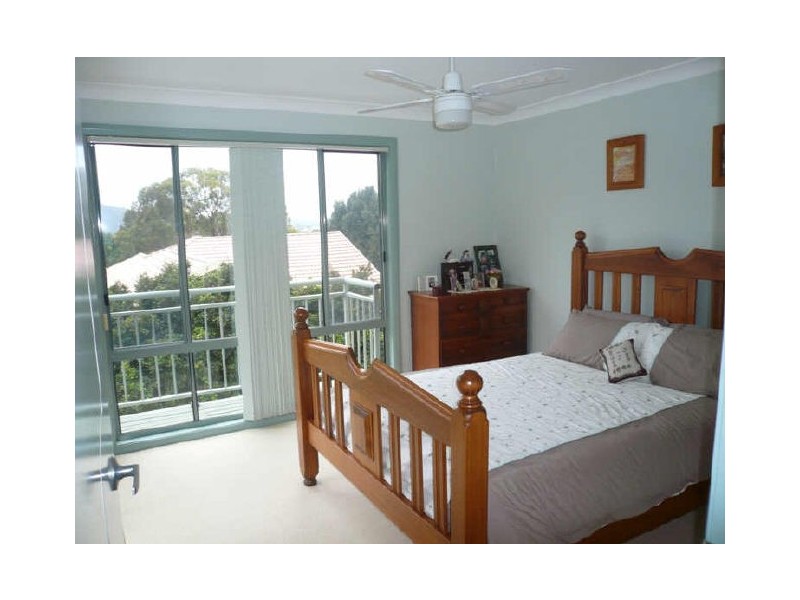 5a Margaret Street, Point Clare NSW 2250