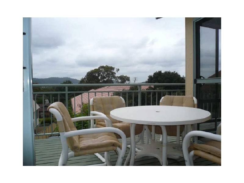 5a Margaret Street, Point Clare NSW 2250