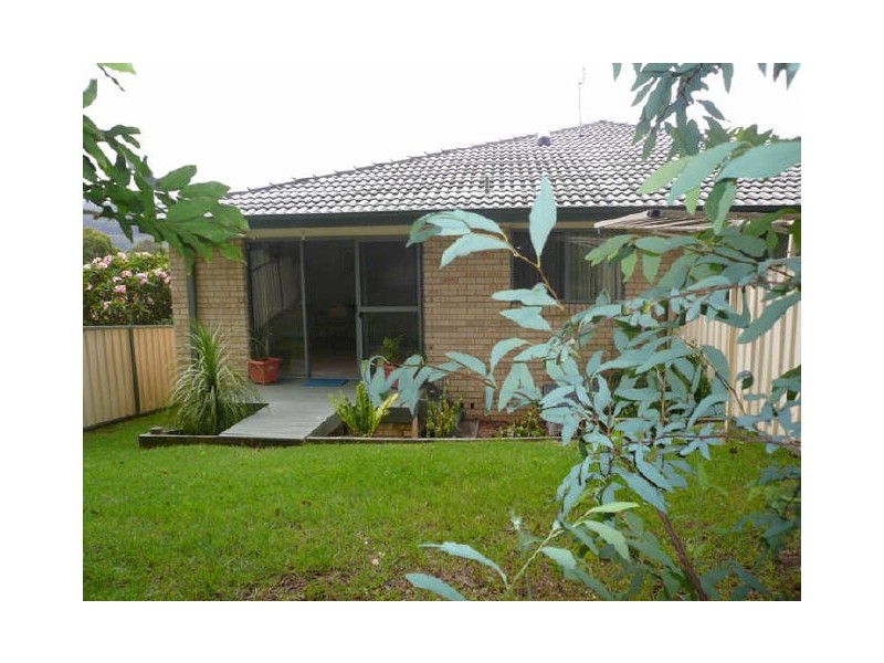 5a Margaret Street, Point Clare NSW 2250