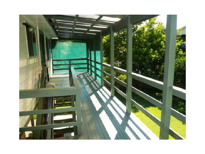 6 Genoa Place, Tascott NSW 2250