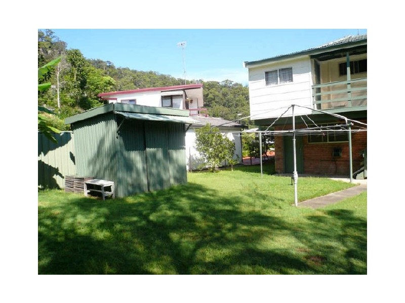6 Genoa Place, Tascott NSW 2250