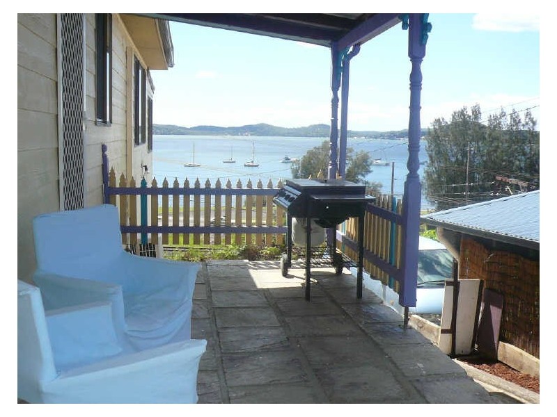 302 Glenrock Parade, Tascott NSW 2250