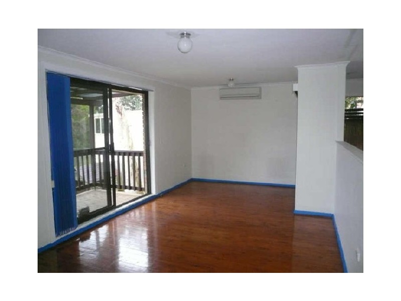 12 FIONA STREET, Point Clare NSW 2250