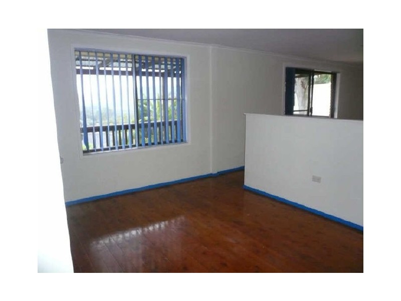 12 FIONA STREET, Point Clare NSW 2250